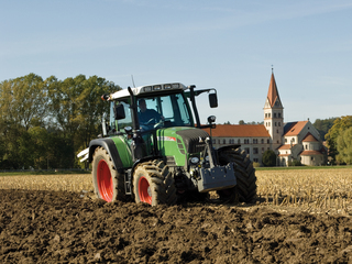 FENDT 300 Vario SCR