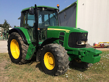 Трактор John Deere 6630